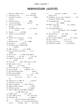 Tiếng anh lớp 7: Prepositions (giới từ)